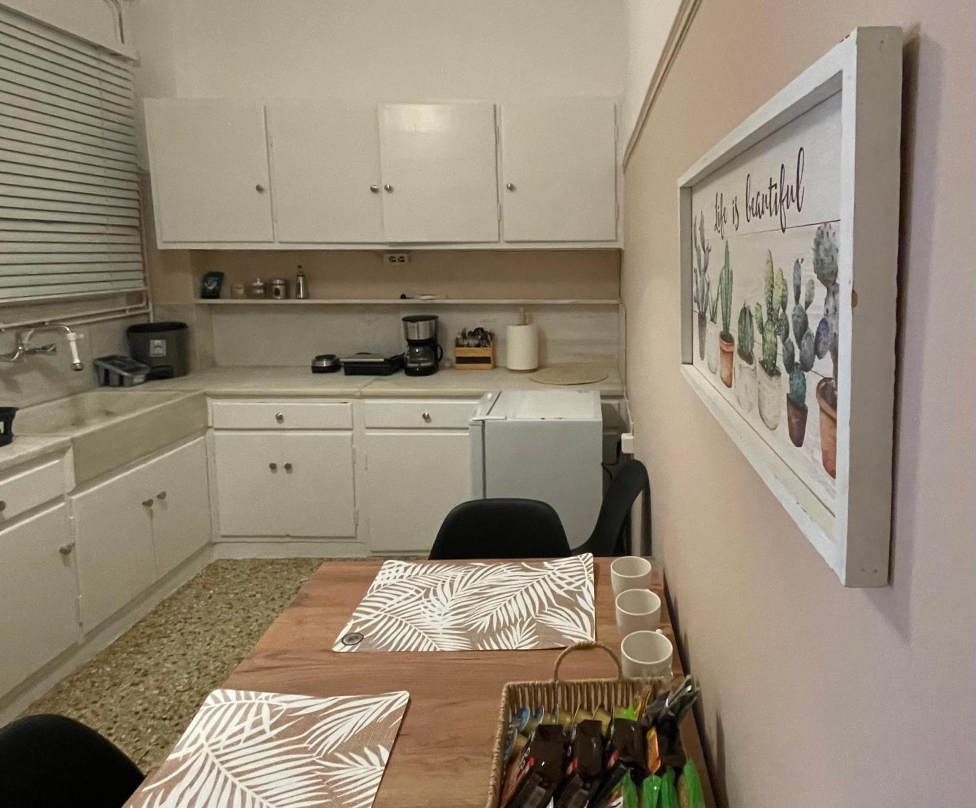 אתונה Spacious Apartment Near Panormou Metro מראה חיצוני תמונה
